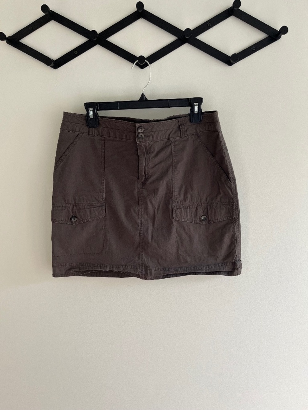 WOOLRICH — Cargo mini skirt with side pockets, size 10